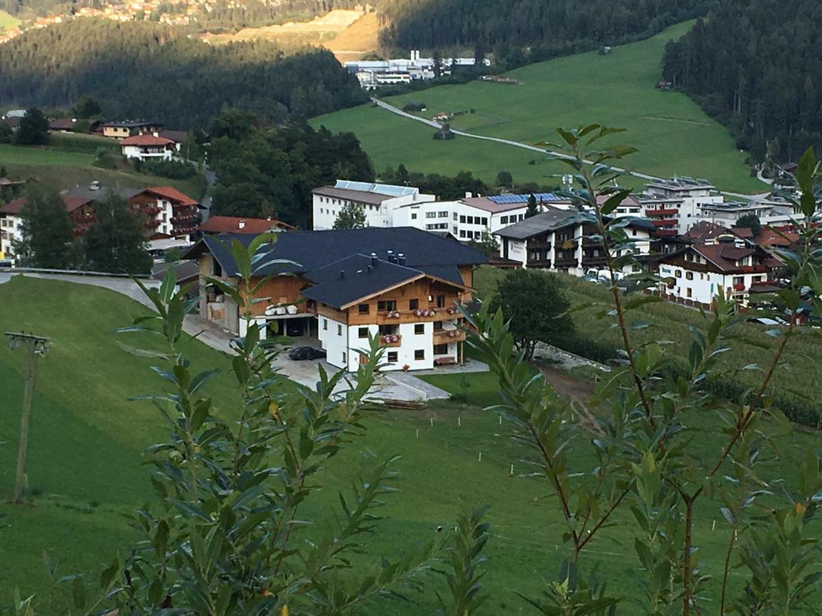 Buttererhof-Apartments Fulpmes Esterno foto